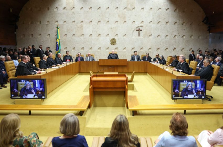  Governadora Raquel Lyra prestigia posse de Edson Fachin na presidência do STF Cerimônia em Brasília reuniu autoridades dos três poderes e marcou o início da gestão de Edson Fachin à frente do Supremo Tribunal Federal, com Alexandre de Moraes como vice-presidente.