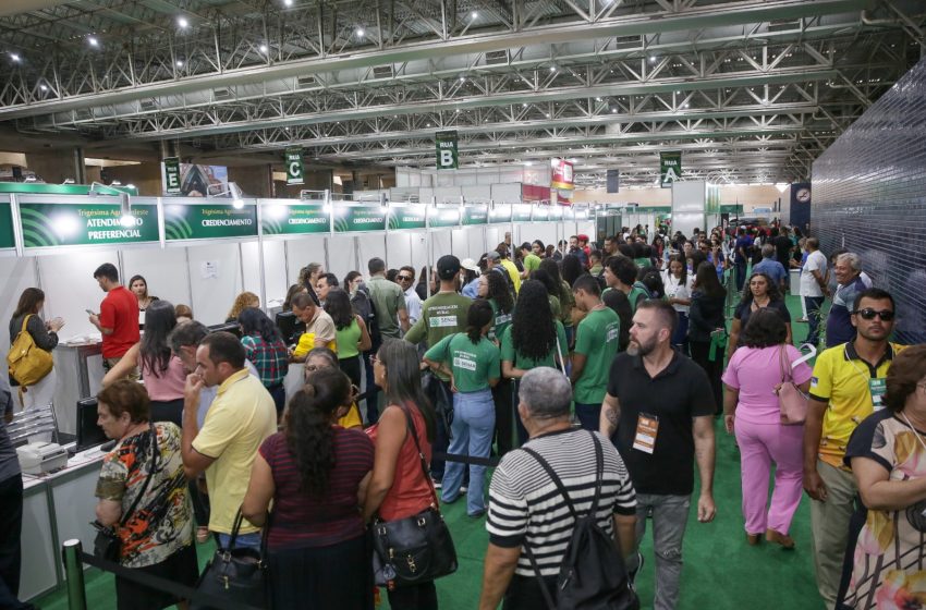  Sebrae leva pequenos negócios do campo para protagonizar a 32ª Agrinordeste em Pernambuco Com oito caravanas de agricultores familiares, 72 expositores e espaço de inovação, instituição reforça apoio ao desenvolvimento do agronegócio e amplia oportunidades para micro e pequenos empreendedores.