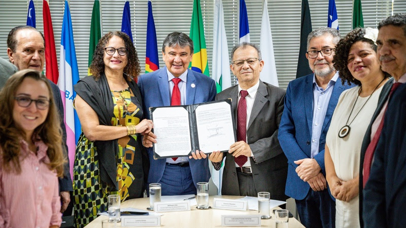  Sudene e MDS firmam parceria para fortalecer rede de assistência social no Nordeste Protocolo de intenções assinado no Recife por Francisco Alexandre e Wellington Dias prevê ações conjuntas em programas como Aprimora Rede+, Acredita no Primeiro Passo e uso da plataforma Data Nordeste.