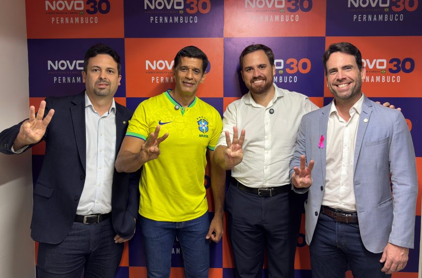  Cacau Nunes assume presidência do Partido Novo em Paulista Empresário filiado ao Novo terá papel estratégico no município, reforçando valores de integridade e gestão eficiente.