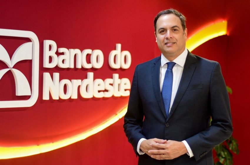  Paulo Câmara deve deixar presidência do Banco do Nordeste após decisão do STF e Lei das Estatais Ex-governador de Pernambuco comandava o BNB desde março de 2023, mas sua permanência perdeu respaldo legal. Conselho do banco terá até 30 dias para convocar nova eleição.
