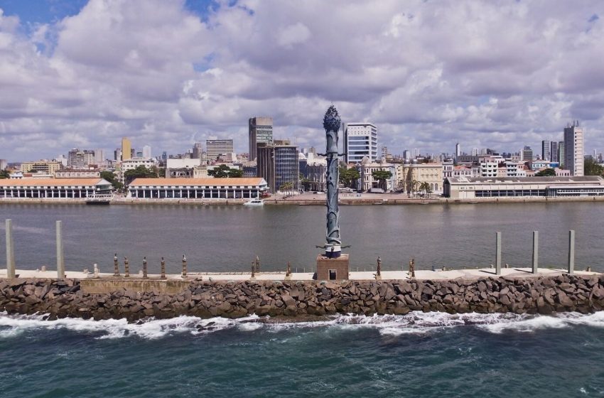  Pernambuco registra aumento de 65% na entrada de turistas estrangeiros e consolida retomada do setor