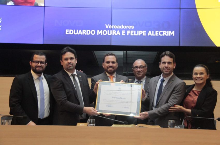 Partido Novo comemora 10 anos no Recife e reforça compromisso com renovação política Solenidade na Câmara Municipal destacou a trajetória da legenda, as gestões em Minas Gerais e Joinville e a atuação dos vereadores Eduardo Moura e Felipe Alecrim, que já somam quase 1.500 proposições em oito meses de mandato.