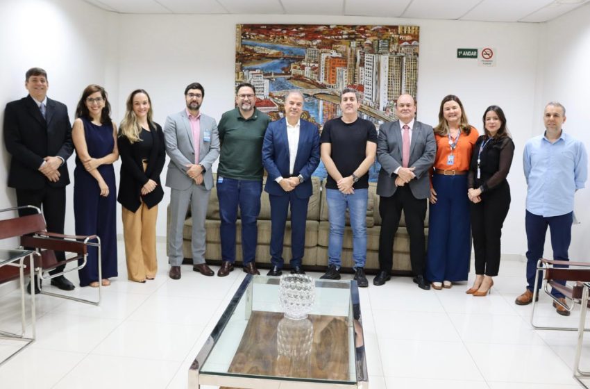  JUCEPE apresenta Observatório Empresarial de Pernambuco em reunião com secretários estaduais Nova ferramenta permitirá cruzar dados econômicos e empresariais, fortalecendo o planejamento estratégico e o ambiente de negócios no Estado.
