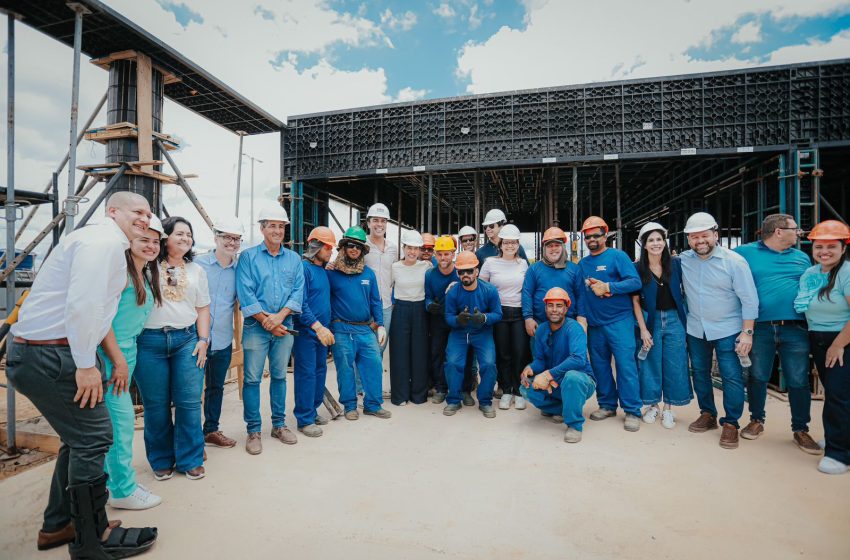  Juntos pela Educação: Raquel Lyra vistoria creche em construção no bairro Xique-Xique, em Caruaru Obra do Centro de Educação Infantil recebe investimento de R$ 4,6 milhões e integra projeto estadual que prevê 250 unidades e 60 mil novas vagas na educação infantil.