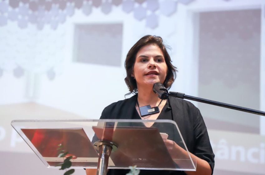  Priscila Krause prestigia reabertura do Centro Cultural Rossini Alves Couto e nova sede da Escola Superior do MPPE Governadora em exercício participou da entrega dos novos espaços requalificados na Boa Vista, que reforçam a formação e valorização de membros e servidores do Ministério Público de Pernambuco.