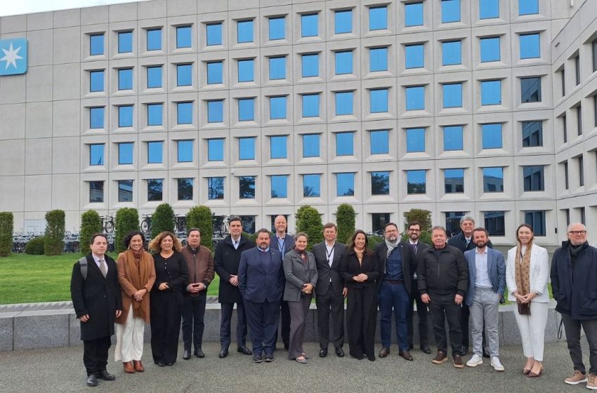 Raquel Lyra anuncia antecipação de sete anos na segunda fase do terminal de contêineres da APM Terminals em Suape Em reunião na sede da Maersk, na Dinamarca, governadora confirma ampliação do terminal 100% eletrificado, que deve iniciar a nova etapa em 2027 e consolidar Suape como o hub logístico mais moderno da América Latina.