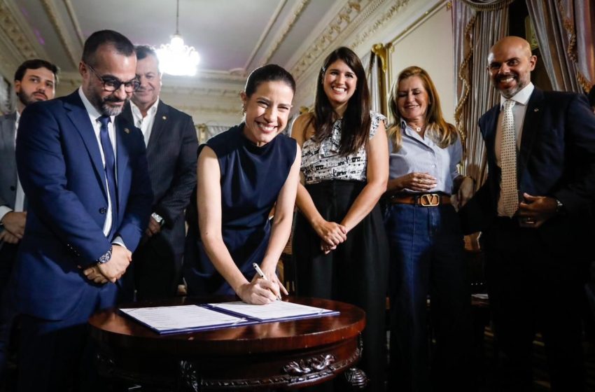 Raquel Lyra autoriza construção de 15 CEUs da Cultura e lança edital de fomento para artistas em Pernambuco Investimento superior a R$ 30 milhões vai garantir novos equipamentos culturais em 15 municípios e ações formativas para artistas em 45 cidades.