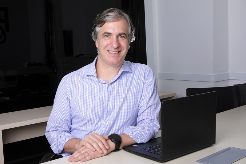  CCB Social Berardo transforma vidas na Zona Oeste do Recife com apoio da Bernhoeft Projeto impacta mais de 10 mil pessoas em dois anos com educação, qualificação profissional e cidadania, fortalecendo o empreendedorismo social por meio do Programa BernCidadã.