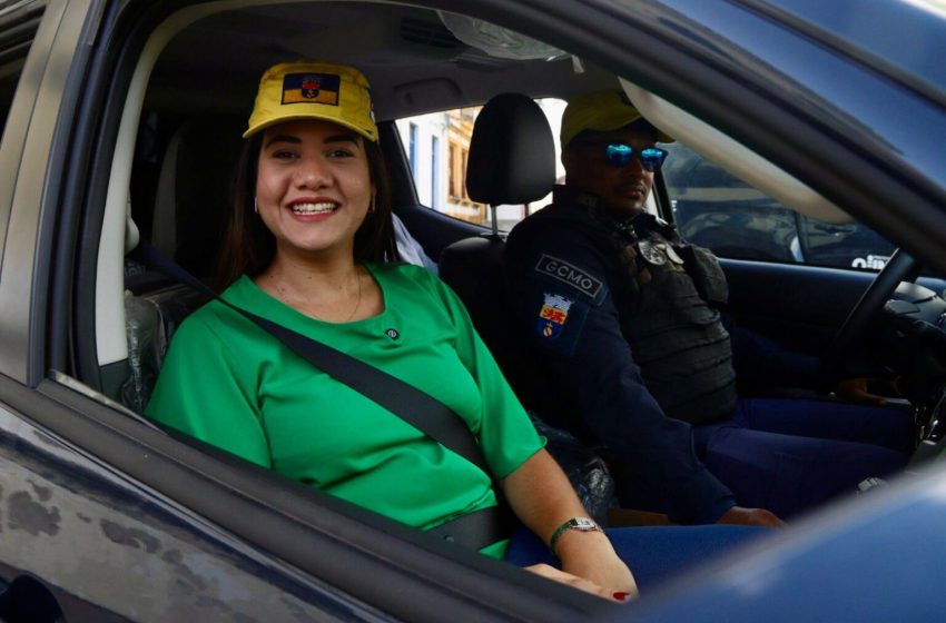  Olinda reforça segurança com duas novas viaturas para a Guarda Municipal Entrega eleva para 13 o número de veículos à disposição do patrulhamento, fortalecendo o policiamento comunitário e preventivo no município.