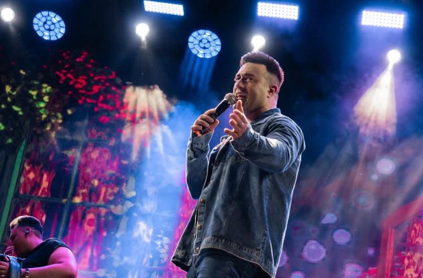  Forró, nostalgia e grandes hits embalam noite especial no Lounge Music neste sábado (22) Capim com Mel, Libanos e Tropykália se reúnem em evento que promete clássicos românticos e uma viagem pela memória afetiva do forró.