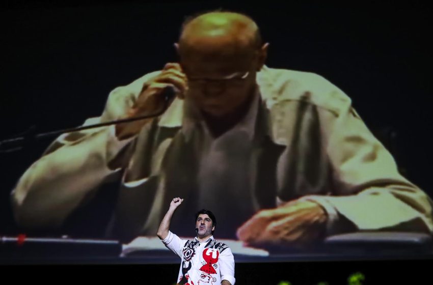  Compaz Miguel Arraes recebe aula-espetáculo de João Suassuna em homenagem a Ariano Suassuna Neto do escritor conduz apresentação “Na Trilha do Mestre” nesta quinta (27), às 14h, unindo educação, arte e cultura nordestina no Cineteatro Joana Batista.