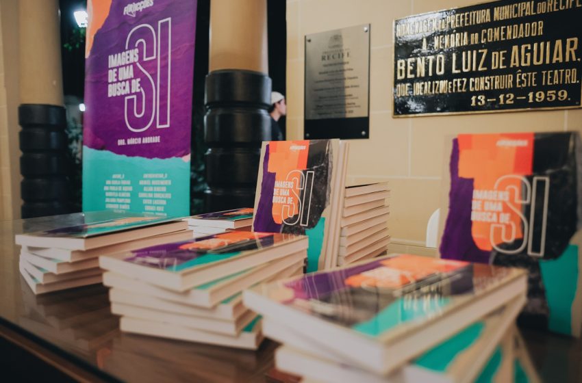  Revista F(r)icções abre seleção nacional para ensaios sobre cinema e escritas de si com bolsa de R$ 500 Chamada gratuita premiará até oito textos inéditos; inscrições seguem até 21 de novembro de 2025.