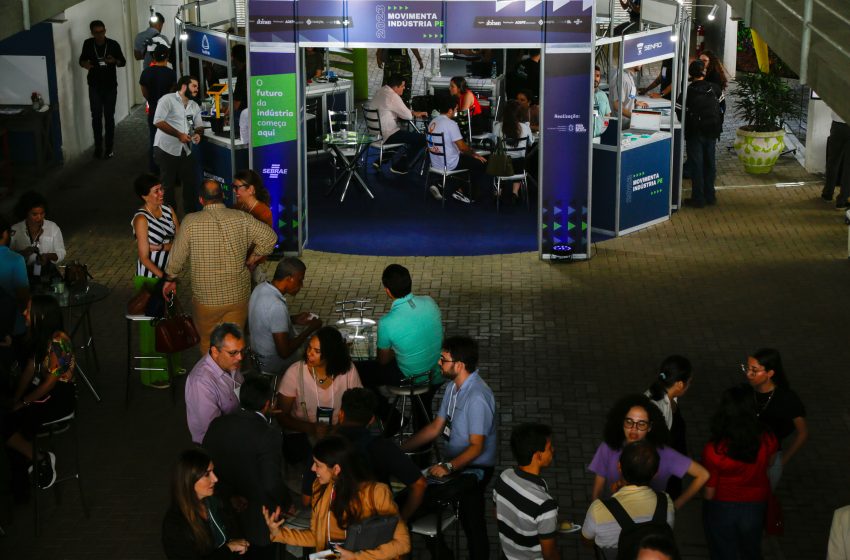  Movimenta Indústria PE 2025 destaca IA, Robótica e inovação no futuro industrial de Pernambuco Evento reunirá especialistas, gestores públicos e empreendedores no Parqtel, no dia 25 de novembro, para discutir tecnologias que estão transformando processos produtivos e ampliando a competitividade do setor.