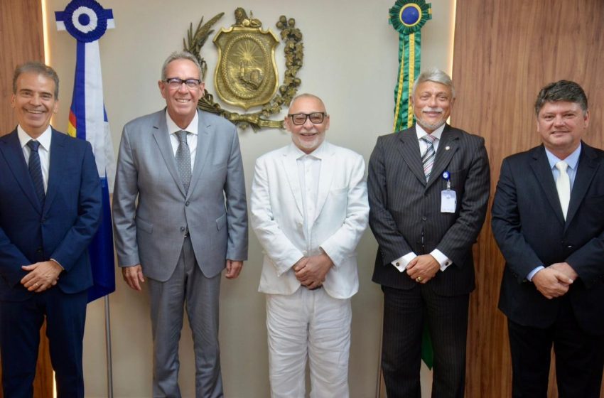  Alepe e Fundação Altino Ventura ampliam parceria para promoção da saúde ocular em Pernambuco Projeto Alepe Cuida realizará mais três edições ainda este ano, levando atendimentos oftalmológicos gratuitos e encaminhamentos cirúrgicos a municípios do Estado.