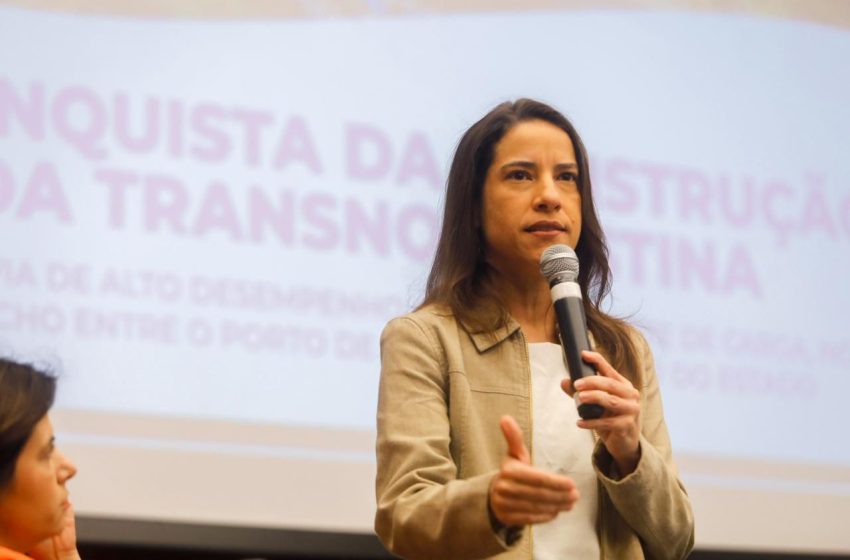  Raquel Lyra apresenta avanços do Governo de Pernambuco ao Movimento Atitude Pernambuco Em encontro com empresários, a governadora destacou obras estruturantes, geração de empregos e reforçou o compromisso com o diálogo e o desenvolvimento econômico e social do Estado.