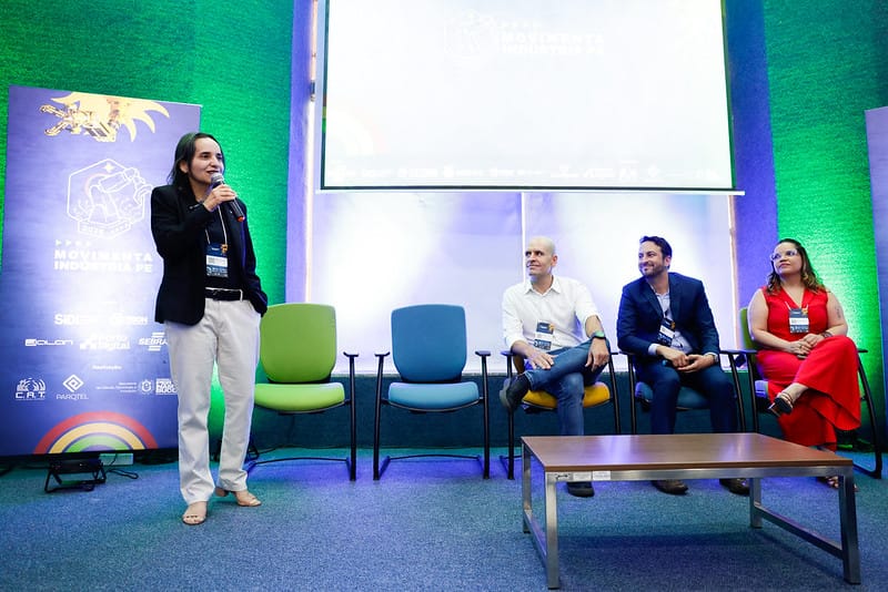  Governo de Pernambuco lança edital de R$ 2,24 milhões e reúne setor produtivo no Movimenta Indústria PE Terceira edição do evento debateu inteligência artificial, robótica e tendências industriais, enquanto o novo edital Compet Soluções promete impulsionar micro e pequenas empresas com até 16 projetos inovadores.