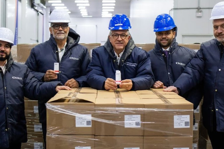  Brasil recebe 2,1 milhões de unidades de insulina glargina e avança rumo à produção nacional Entrega reforça estratégia do governo para reduzir dependência externa, fortalecer o Complexo Econômico-Industrial da Saúde e ampliar o acesso ao tratamento pelo SUS.