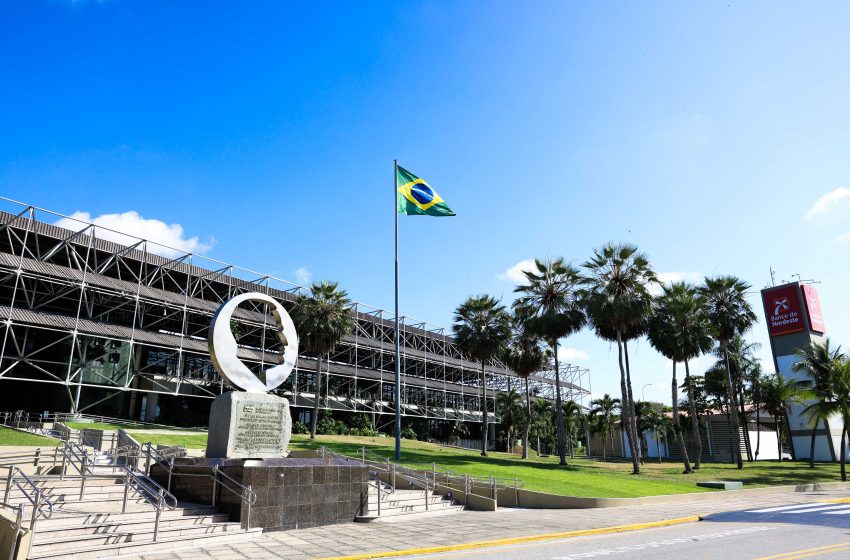  Banco do Nordeste registra crescimento de 16,2% em contratações e Lucro Líquido de R$ 2 bilhões no 3º trimestre Resultado Operacional cresce 22,9%, impulsionado pela expansão da carteira de crédito, microfinanças e serviços, consolidando o BNB como referência em desenvolvimento econômico regional.