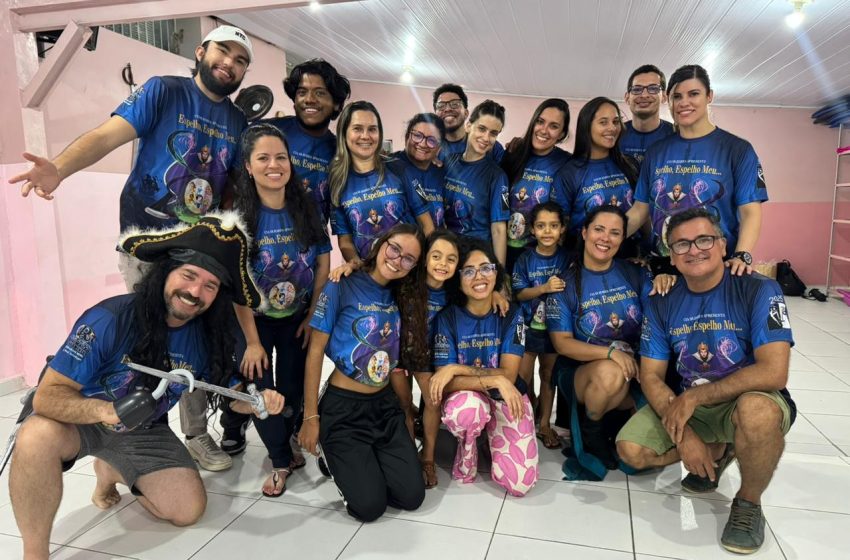  Espetáculo “Espelho-Espelho-Meu” promove sessão especial para crianças que nunca foram ao teatro em Caruaru Cia Olhares de Dança e Teatro apresenta montagem inspirada na magia da Disney, com a participação de Marcos Mendes, Arthur Moreno e Paloma Bernardi, em iniciativa que democratiza o acesso à arte.