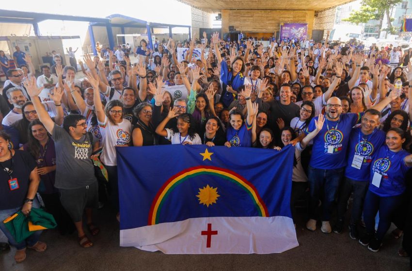  Raquel Lyra abre 31ª Ciência Jovem e transforma o Cais do Sertão em um laboratório a céu aberto Evento reúne estudantes do Brasil e de seis países, amplia categorias e estreia programação nas ruas, reforçando investimento histórico em ciência e tecnologia no Estado.