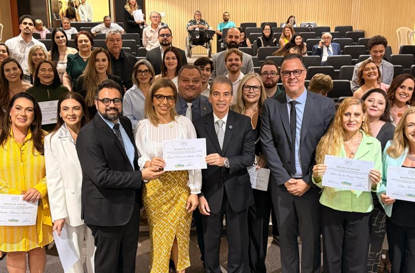  Alepe celebra o Dia Nacional da Mulher Advogada com sessão solene em homenagem a profissionais pernambucanas Iniciativa do deputado Coronel Alberto Feitosa reconheceu a atuação das advogadas no sistema de Justiça e na defesa da Constituição.