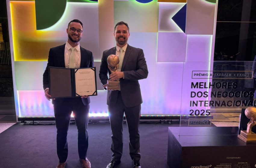  Capyba Software recebe Prêmio Melhores Negócios Internacionais 2025 Empresa pernambucana é reconhecida nacionalmente pela ApexBrasil e Revista Exame por sua atuação global no setor de serviços e inovação tecnológica.