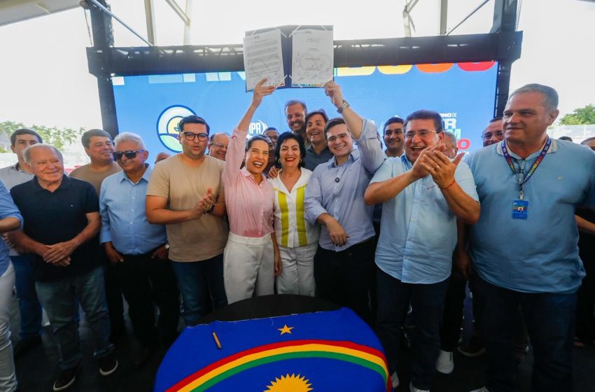  Em Serra Talhada, Raquel Lyra anuncia R$ 92,8 milhões para sementes e fortalecimento da agricultura familiar Investimentos incluem Programa de Distribuição de Sementes da Safra 2025/2026, obras hídricas, mecanização agrícola e melhoria de estradas vicinais em todo o Estado.