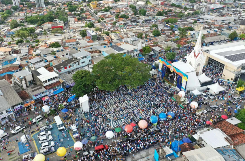  Devoção e fé marcam o auge da Festa da Conceição no Morro do Recife Missas, romarias e agradecimentos reúnem milhares de fiéis na 121ª edição da celebração, com destaque para a imagem restaurada de Nossa Senhora da Conceição.