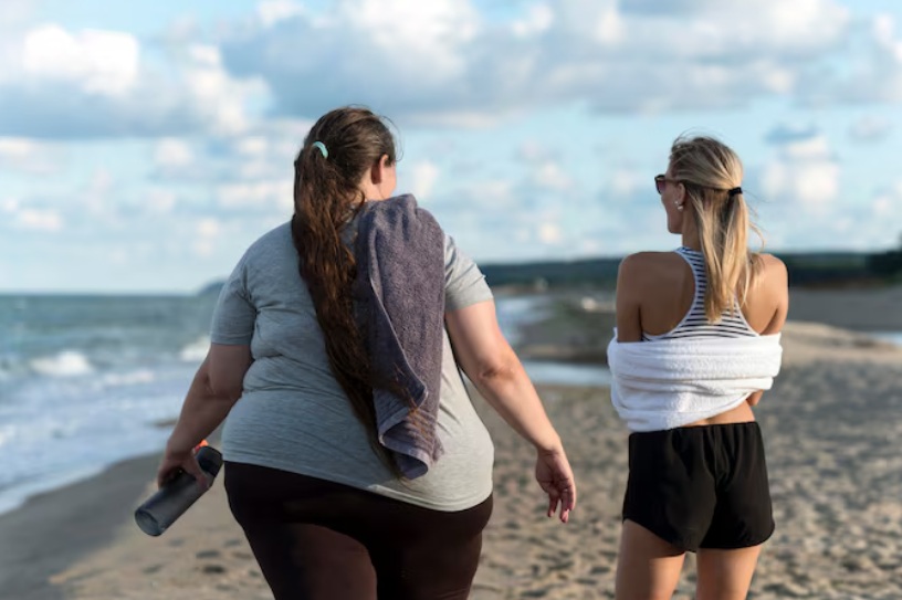  Descoberta de novos genes ligados à obesidade amplia entendimento sobre metabolismo e estilo de vida Estudo internacional identifica cinco genes associados à doença e especialistas destacam importância de abordagens personalizadas que integrem genética, atividade física e nutrição.