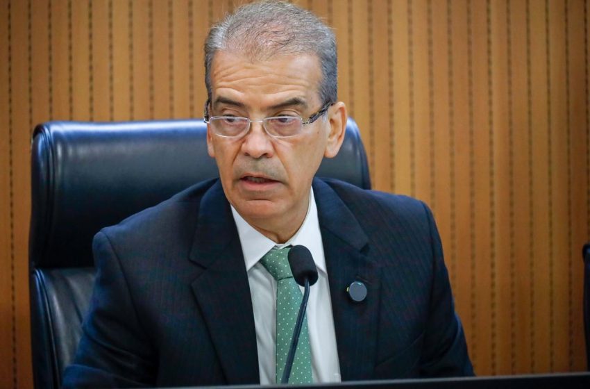  Comissão de Justiça da Alepe fecha 2025 com votação de projetos 50% maior que em 2024 CCLJ votou 898 projetos de lei no ano, destravou matérias represadas e aprovou leis que tornaram Pernambuco pioneiro em áreas sociais e de segurança.