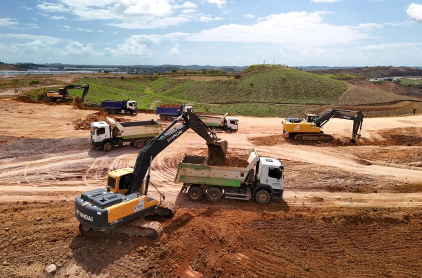  PE na Estrada ganha força em 2026 com obras do Arco Metropolitano, Estrada de Aldeia e recuperação de rodovias Programa do Governo de Pernambuco investe R$ 5,1 bilhões em 3,5 mil quilômetros de vias e promete ampliar mobilidade, logística e desenvolvimento econômico em todas as regiões do Estado.