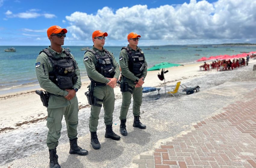  Operação Verão 2026 reforça segurança no litoral de Pernambuco e em Fernando de Noronha PMPE intensifica policiamento até 15 de março com mais de 3 mil lançamentos de efetivo .e uso de tecnologia nas praias do Estado