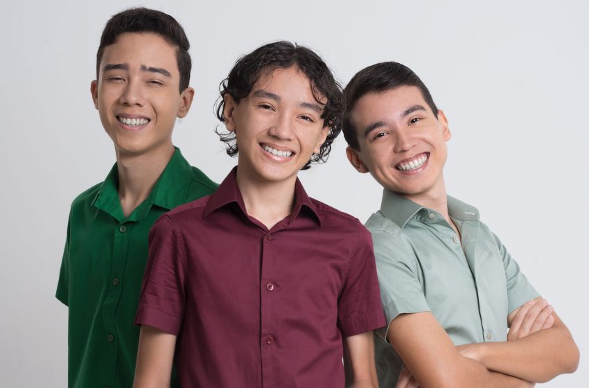  Trimanos Brasil retorna ao Recife com o espetáculo “MPB Brasil” no Teatro de Santa Isabel Trio paraense se apresenta no dia 23 de janeiro com clássicos da MPB em show de quase duas horas marcado por emoção, afinação e saudosismo.