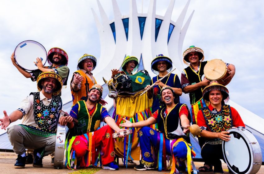  Pé de Cerrado celebra 25 anos com circulação nacional e agenda especial em Pernambuco Projeto leva espetáculo “Os Brincantes”, encontro com o Grupo Bongar e oficina de percussão a Recife e Olinda entre 29 de janeiro e 1º de fevereiro.