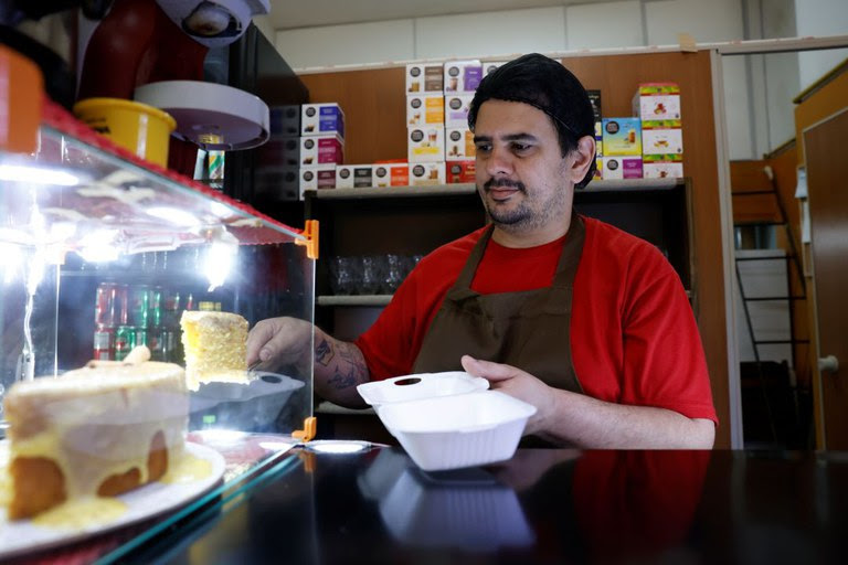  Pernambuco gera mais de 72,5 mil empregos formais em 2025, aponta Novo Caged Todos os setores tiveram saldo positivo no estado, com destaque para Serviços; jovens de 18 a 24 anos lideram novas vagas