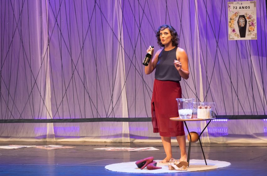  Adriana Birolli apresenta a comédia “NÃO!” no Teatro do Parque Espetáculo dirigido por Diogo Camargos retorna ao Recife para curta temporada nos dias 5 e 6 de março