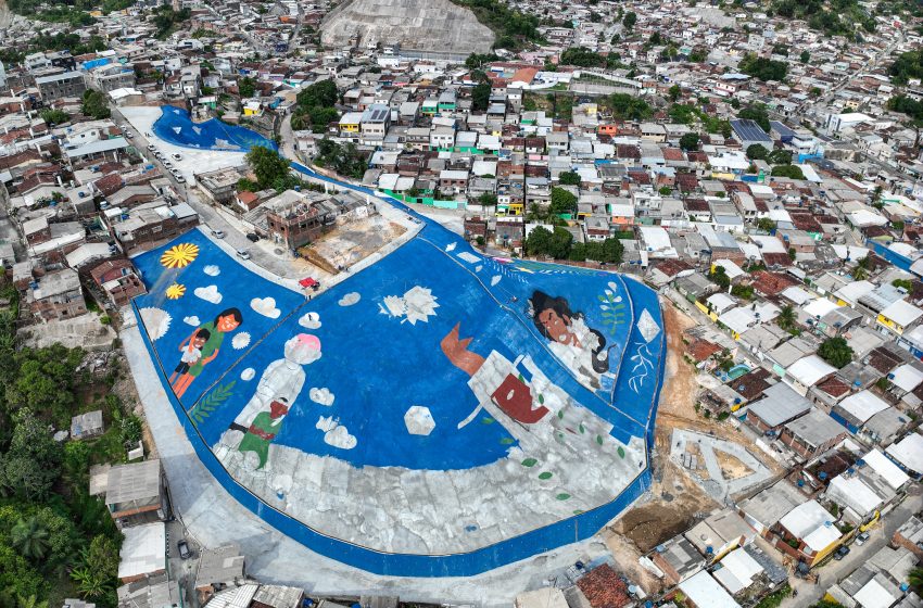  Governo de Pernambuco transforma encostas de Jardim Monte Verde em maior grafitagem do Brasil Intervenção artística de 40 mil m² será submetida ao Guinness World Records e ressignifica área marcada pela tragédia de 2022 com investimento de R$ 56 milhões