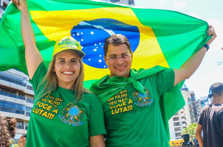  Pastor Júnior Tércio e Clarissa Tércio convocam apoiadores para manifestação em Boa Viagem Ato organizado por grupos de direita está marcado para domingo (1º), na Avenida Boa Viagem, no Recife