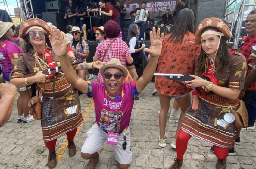  Arcoverde realiza a maior Caminhada do Forró do mundo e transforma as ruas em um grande cortejo junino Com mais de 40 mil participantes, evento chega à 13ª edição consolidado como o maior cortejo junino do Brasil e símbolo do São João do Nordeste