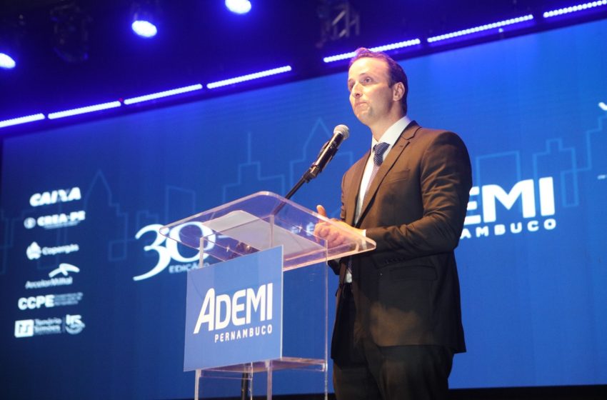  Ademi-PE abre inscrições para o Troféu Ademi 2025 Em sua 31ª edição, premiação considerada o “Oscar” da construção civil pernambucana recebe projetos até 10 de abril