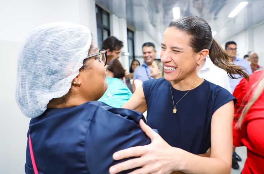  Raquel Lyra entrega requalificação da UTI Pediátrica do Hospital Barão de Lucena, no Recife Espaço no 3º andar ganhou oito leitos para pacientes em estado crítico, modernização da estrutura e melhorias para acompanhantes; governo afirma investir cerca de R$ 90 milhões na unidade