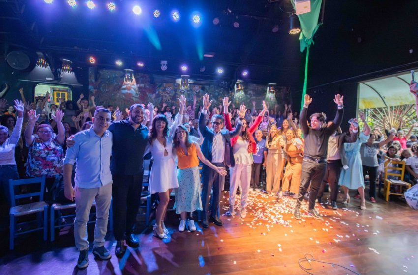  Evento Mulheres Fortes reúne comunidade em manhã de acolhimento, troca e fortalecimento em Diadema Iniciativa da Rede Cultural Beija-Flor promoveu palestras, atividades, doações e contou com a presença da atriz Mayana Neiva e lideranças políticas e sociais