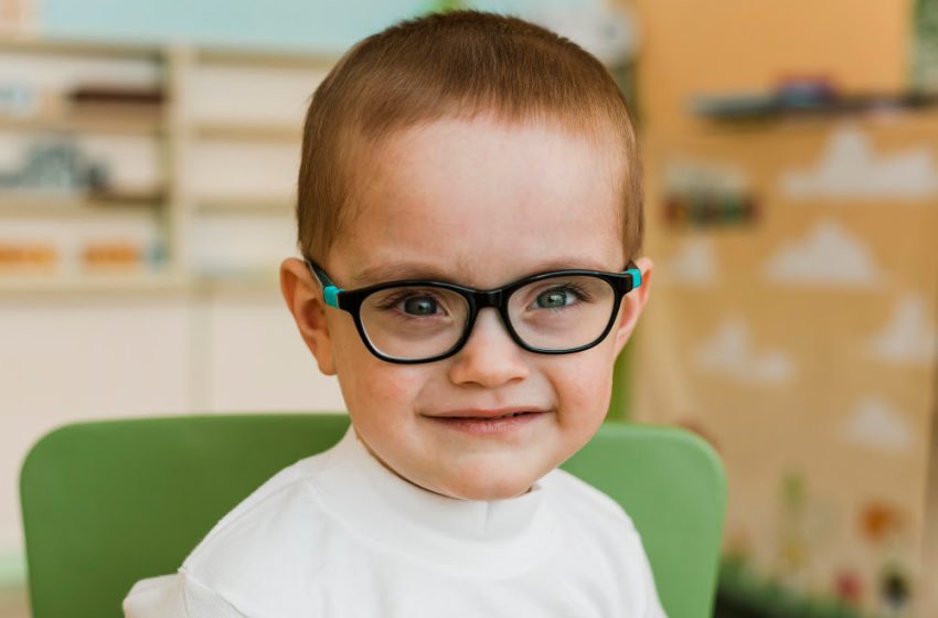  Médica de Pernambuco apresenta avanços no tratamento da catarata infantil em evento nos EUA Especialista do HOPE destacou uso de lentes intraoculares para prevenir cegueira em crianças durante workshop internacional com o FDA