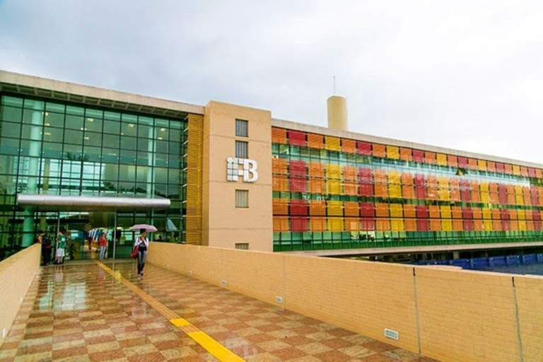  Governo federal investe mais de R$ 217 milhões e entrega 48 obras de educação no Nordeste Iniciativa liderada por Lula inclui creches, escolas, institutos federais, universidades e hospitais universitários em todos os estados da região