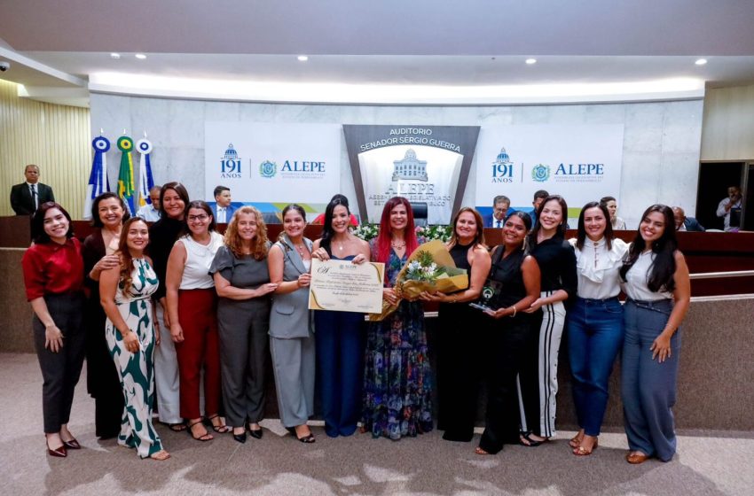  Alepe premia municípios que se destacam em políticas públicas para mulheres em Pernambuco Recife, Serra Talhada, Toritama e Riacho das Almas vencem 13ª edição do Prêmio Prefeitura Amiga das Mulheres