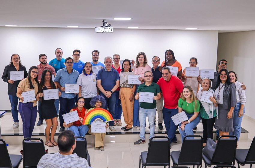  Gravatá empossa novos membros do Conselho Municipal de Saúde para o biênio 2026-2028 Colegiado terá papel de fiscalização e formulação de políticas públicas, com representantes da gestão, trabalhadores e usuários