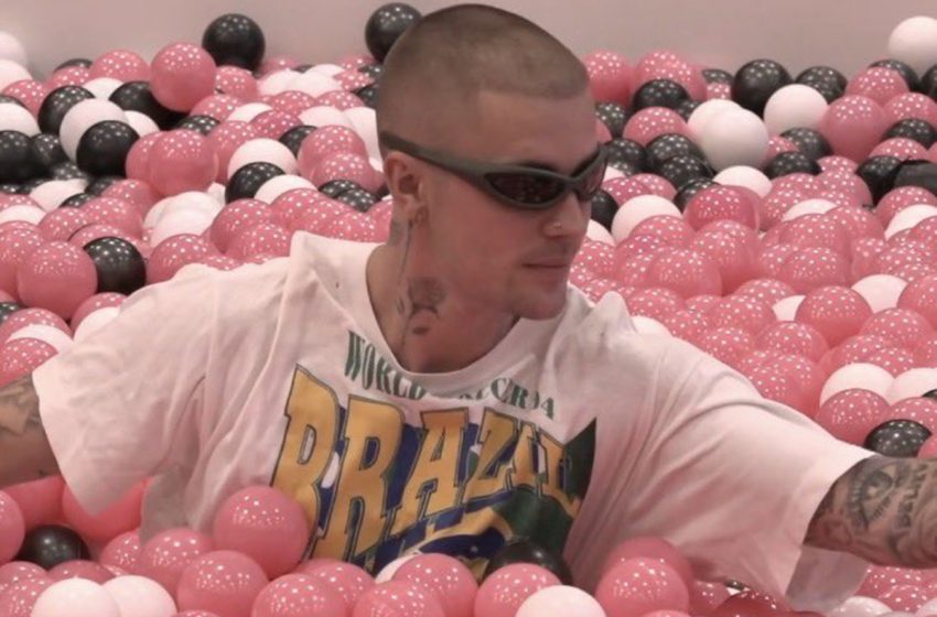  Justin Bieber conquista a terceira posição no Top 50 Global do Spotify após sua apresentação no Coachella