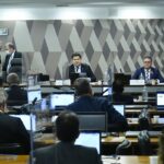  CCJ decide hoje sobre proposta que modifica jornada de trabalho de 6×1 para 5×2