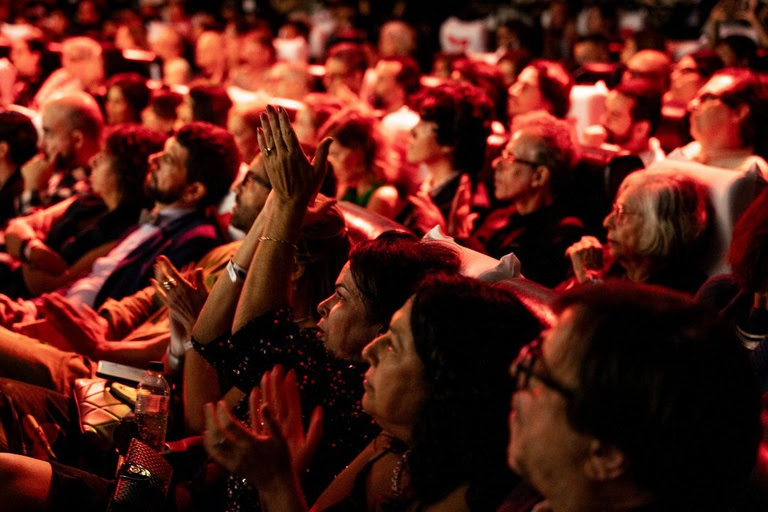  Política de Arranjos Regionais do Audiovisual mobiliza R$ 630 milhões e fortalece produção cultural no país Iniciativa do Governo Federal amplia investimentos em todas as regiões e prioriza estados fora dos grandes centros